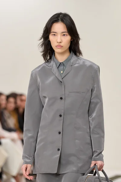 Look 7